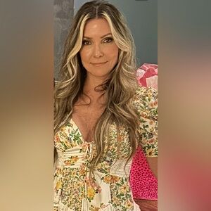 Meet your Posher, Sharon